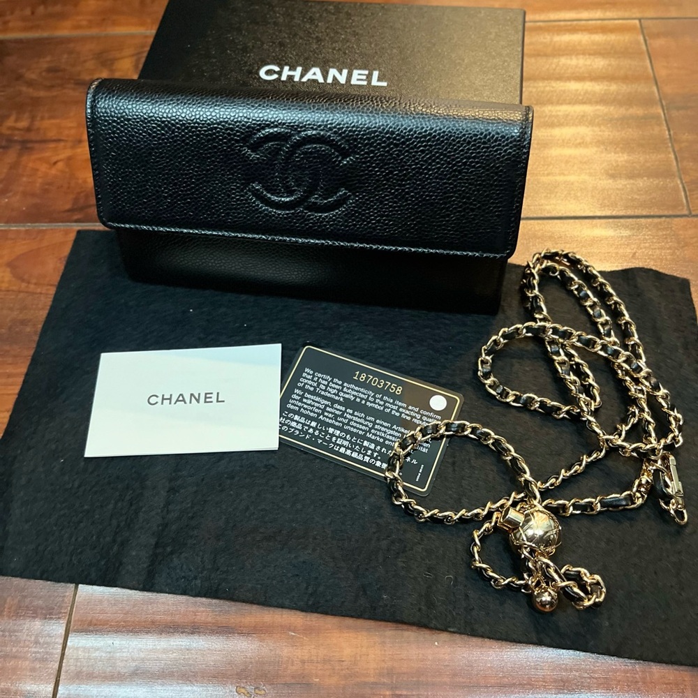 CHANEL caviar timeless CC large gusset flap wallet